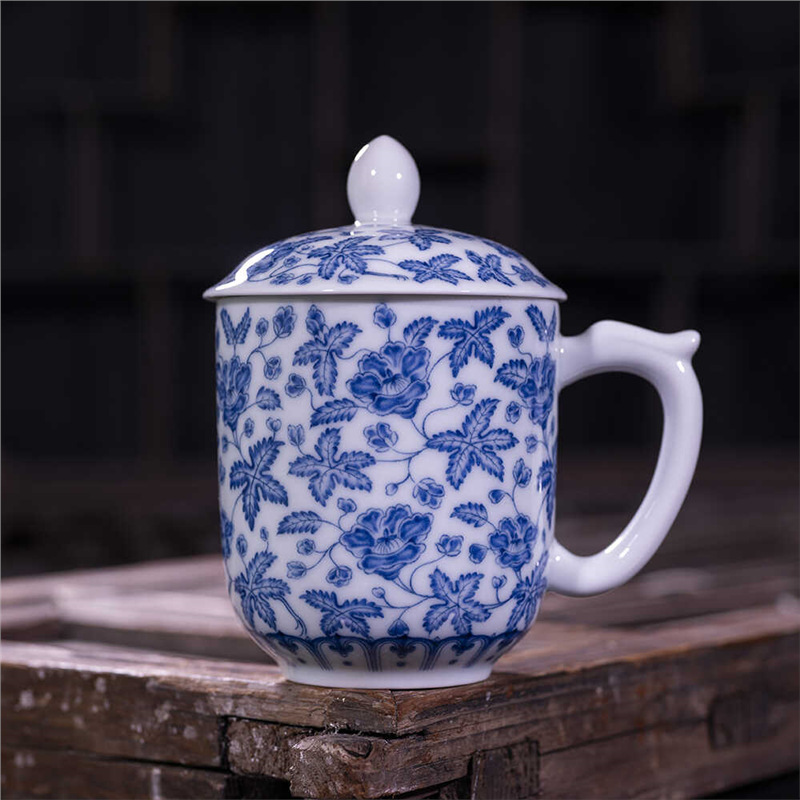 Cốc trà sứ trắng xanh có nắp Cốc nước gốm sứ dung tích lớn Cốc hội nghị văn phòng Jingdezhen sứ trắng xanh dày giả ủi