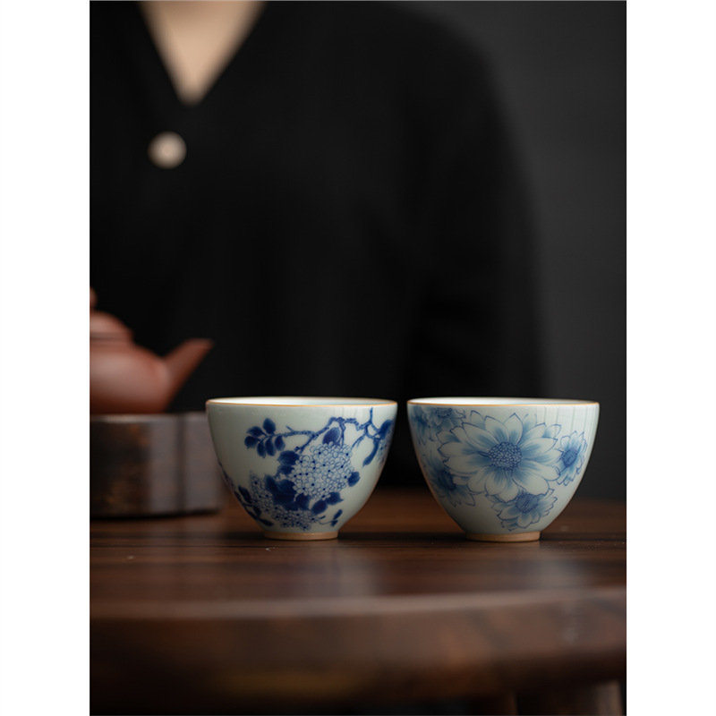 Cốc trà gốm sứ trắng xanh kiểu Trung Quốc cốc trà cao cấp cá nhân đơn gia dụng dụng cụ trà Kung Fu cốc trà đơn bán buôn