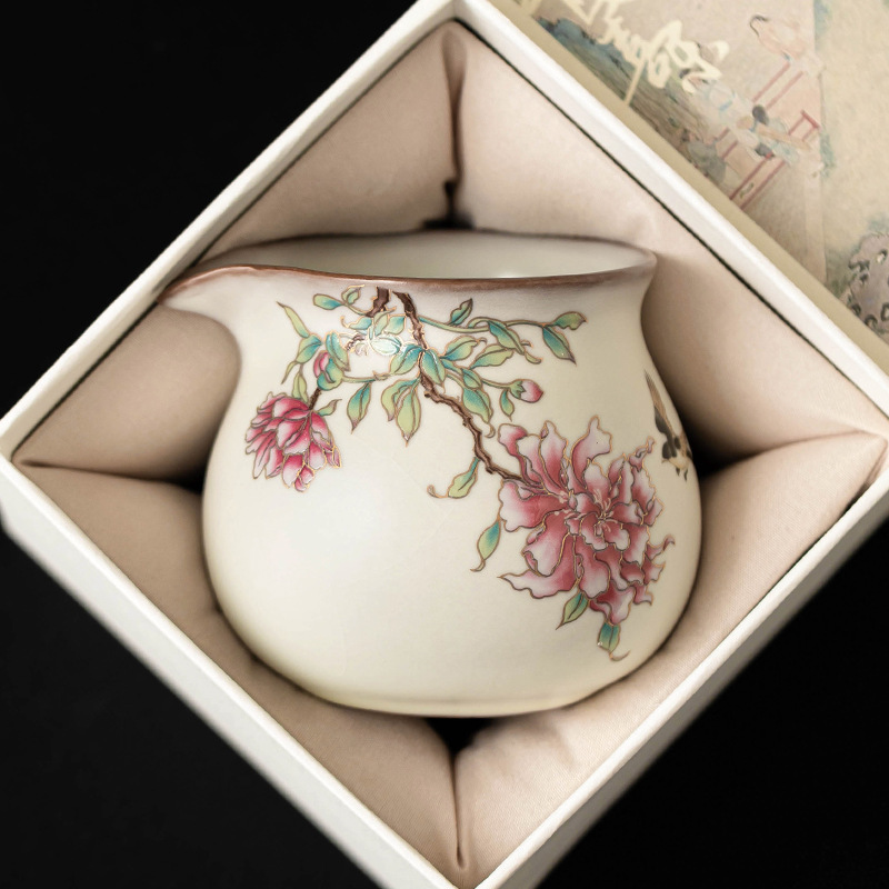 Cốc công bằng Ruyao Bộ trà Kung Fu gốm sứ Trà Hải mỡ lợn đông lạnh hoa mẫu đơn cốc công cộng Ru sứ chịu nhiệt hộp quà đơn