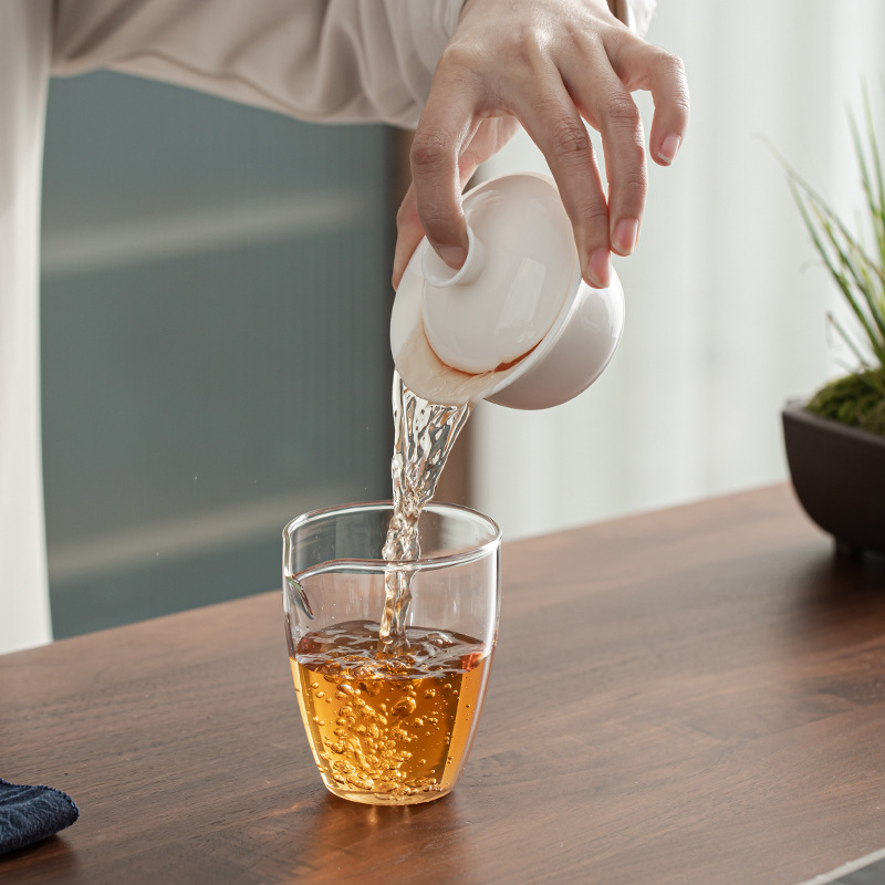 Bộ trà du lịch Yunjian Dehua mỡ cừu ngọc trắng sứ có nắp cốc trà cốc khách nhanh Túi xách tay Bộ trà Kung Fu bộ nhỏ
