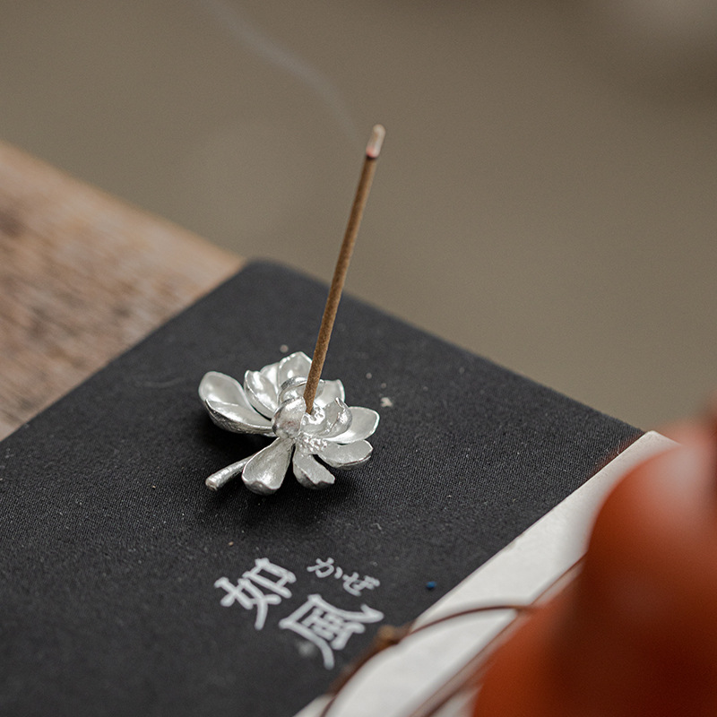 Bán buôn Lư hương làm bằng thiếc thủ công