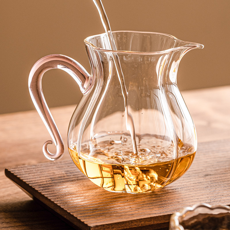 Cốc công thủy tinh nụ hoa, phụ kiện bộ trà nữ có giá trị cao, cốc công bằng, cốc pha trà gia dụng