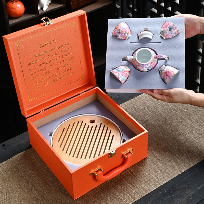 Bộ ấm trà Jingdezhen Bộ ấm trà mới 2024 Bộ ấm trà trọn bộ một ấm bốn cốc Hộp quà tặng tinh tế dành cho nữ