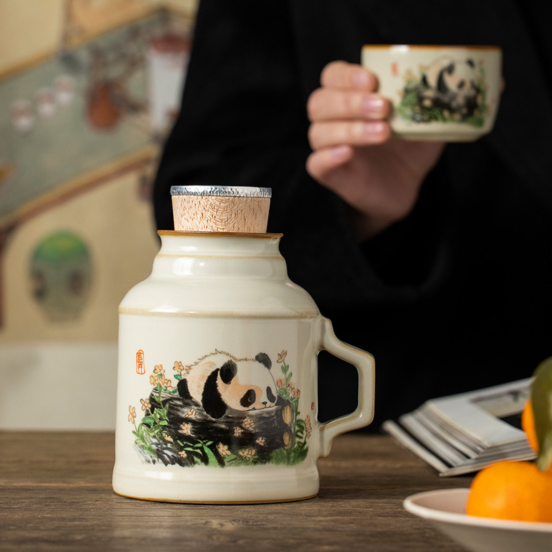 Bảo tàng Cung điện Văn hóa và Sáng tạo Gấu trúc Ấm đun nhỏ Ấm đun trà cho giáo viên Quà tặng sinh nhật Tết Trung thu cho giáo viên