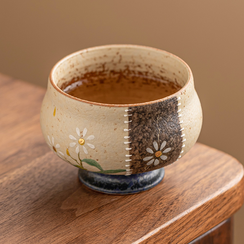 Màu xanh và trắng, đá lửa đỏ, cốc chủ nhân cao cấp, hoa cúc nhỏ vẽ tay, cốc thiền chân cao, tách trà đặc biệt