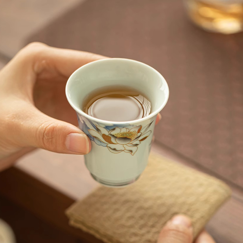 Màu xanh và trắng tuyệt vời Qinghuan cao cấp cốc chủ sở hữu cốc chuyên dụng cá nhân cốc trà bộ trà gốm sứ lớn bát trà