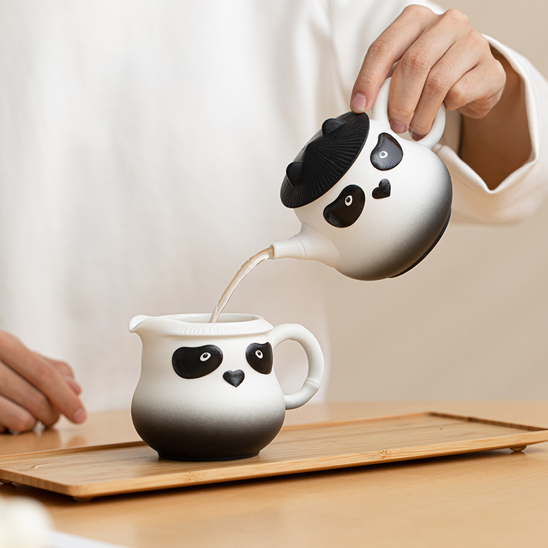 Bộ trà gấu trúc Zhenxi Kung Fu Bộ trà gốm hoạt hình văn phòng gia dụng dễ thương Bộ trà có tay