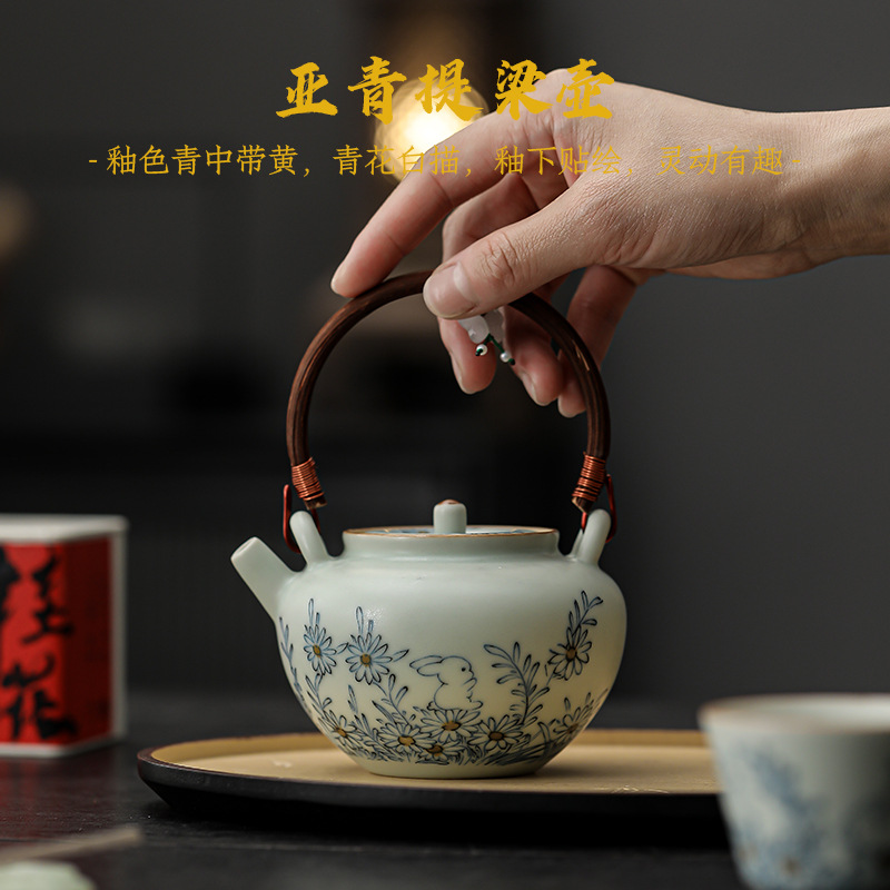 Ấm trà gốm sứ Yaqing ấm trà đơn dùng trong gia đình chống bỏng ấm pha trà Trung Quốc cao cấp màu xanh và trắng cổ điển Bộ trà Kung Fu