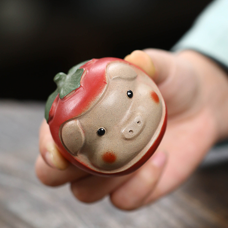 Chú lợn cưng trà cát tím có thể nuôi trà may mắn chơi đồ trang trí khay trà Kung Fu sáng tạo quả hồng mỹ nghệ