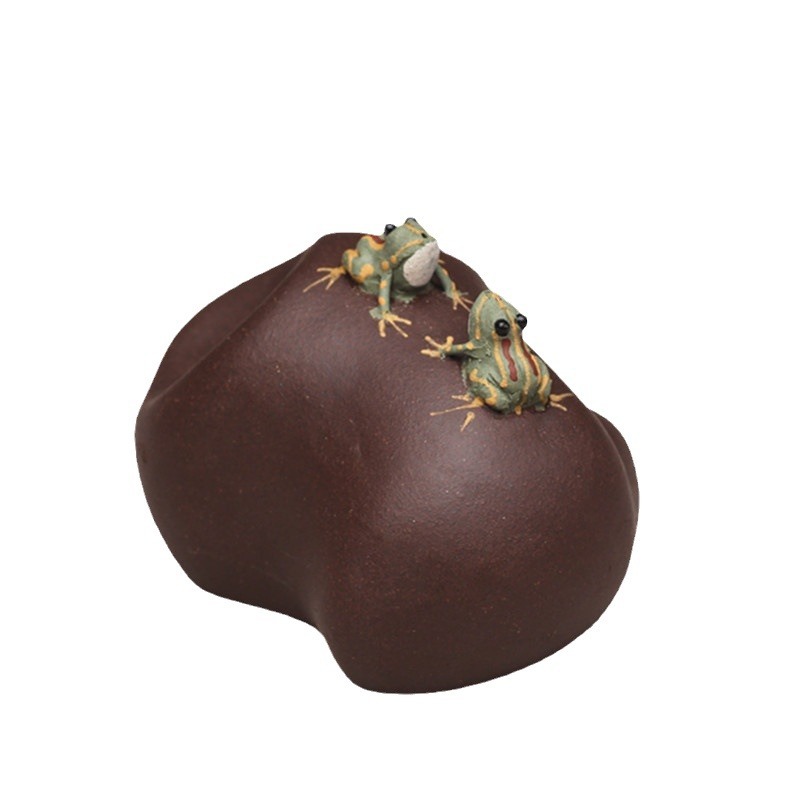 Vật nuôi trà cát tím phun nước Ếch Đá Đôi phun nước Bộ trà đồ trang trí sáng tạo tác phẩm điêu khắc bán buôn quặng thô chính hãng Yixing