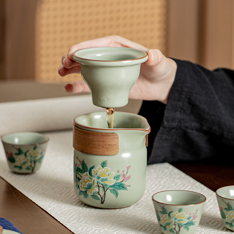 Đậu xanh Ruyao Furong Kuaike Cup Bộ trà cắm trại ngoài trời có thể nâng một ấm ba cốc Kuaike di động