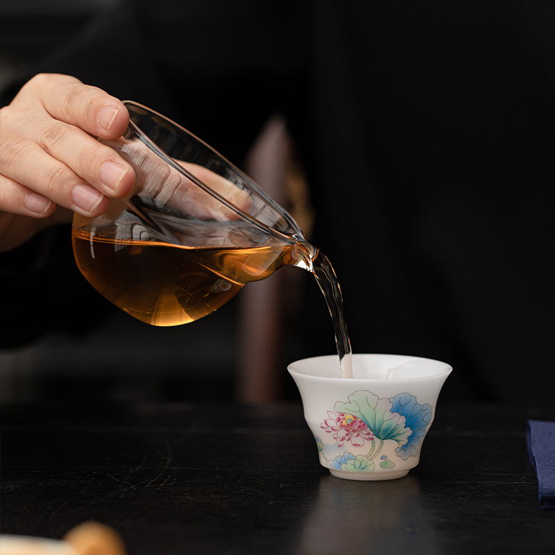 Bộ trà du lịch hoa sen bằng sứ ngọc bích phong cách Trung Quốc mới ngoài trời di động nhanh cốc gốm sứ một bát ba cốc trà