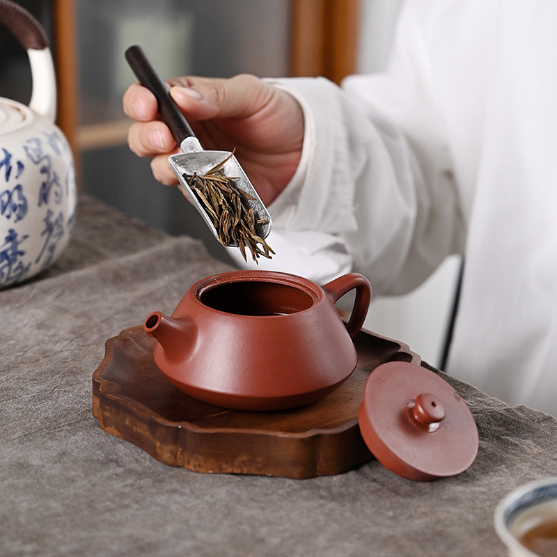 Bán buôn thìa trà thiếc nguyên chất kiểu Nhật, thìa cà phê cán dài gia dụng, Bộ trà sen, phụ kiện sáu quý ông