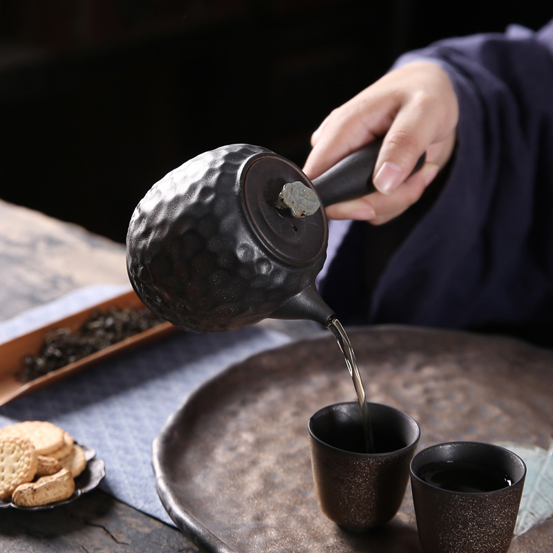 Nồi tráng men sắt mạ vàng kiểu Nhật tay cầm bên hông bộ trà gốm sứ Kung Fu ấm trà đơn nhỏ làm bằng tay cổ điển