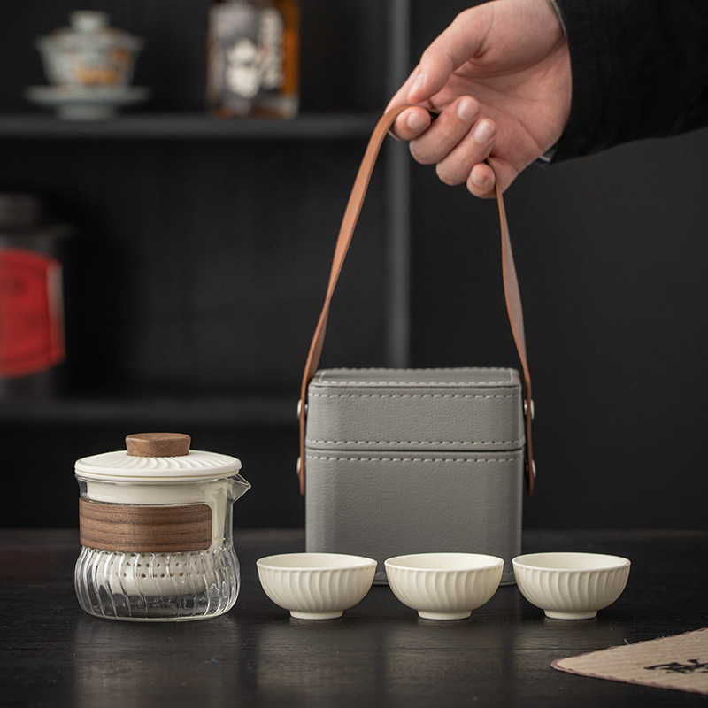 Hoạt động khai trương doanh nghiệp Quà tặng sáng tạo Bộ trà một ấm Ba tách cho khách hàng nhanh cầm tay Quà lưu niệm cho khách hàng