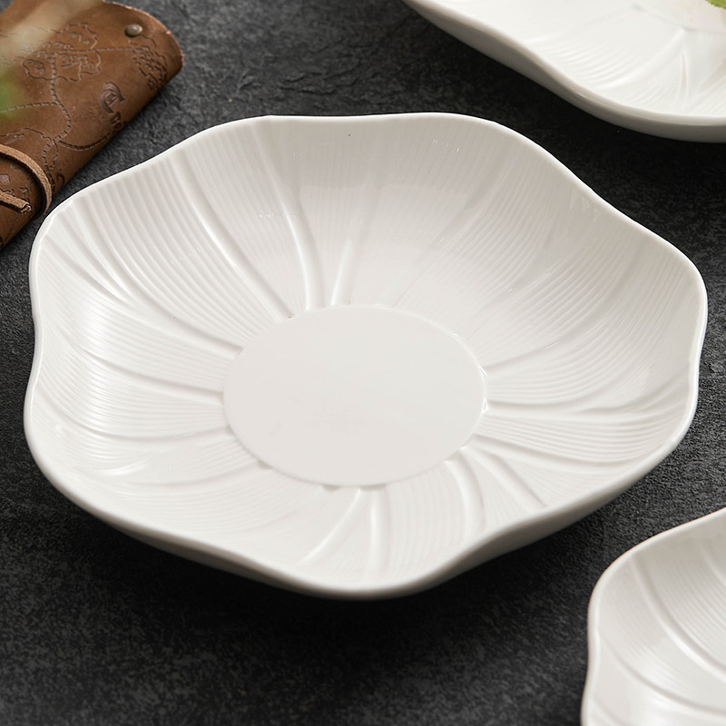 Đĩa gốm sứ kiểu Tây Bauhinia Đĩa thức ăn gia dụng Đĩa thức ăn không quy tắc Bộ đồ ăn khách sạn Đĩa thức ăn sáng tạo