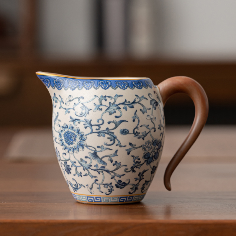 Cốc pha trà xanh trắng gia dụng cốc cốc pha trà công bằng gốm sứ cốc pha trà công bằng