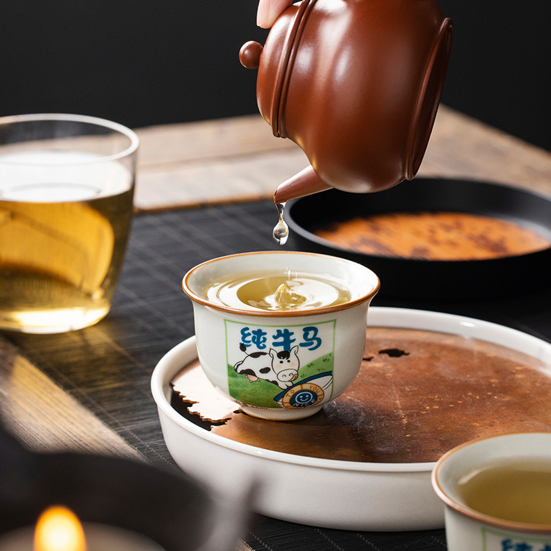 Cốc trà bò và ngựa sáng tạo Ruyao cốc chủ nhân cốc đơn gốm sứ cao cấp cốc trà Kung Fu chuyên dụng cá nhân