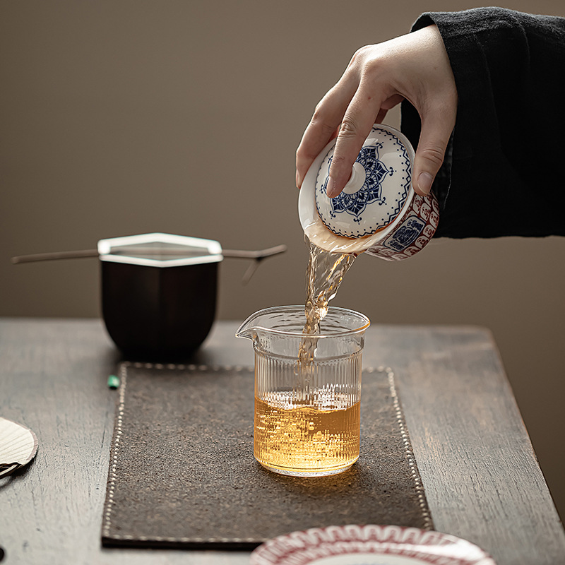 Đôn Hoàng Ngàn Phật sứ trắng có nắp, Bát pha trà gốm sứ gia dụng, Bát tam tài cỡ nhỏ, cốc trà kính, Bộ trà Kung Fu văn hóa và sáng tạo