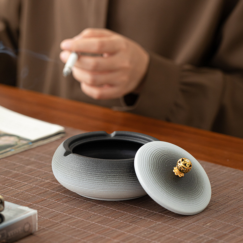 Gạt tàn có nắp bằng gốm thô Gạt tàn gốm sứ phòng khách gia dụng kiểu Trung Quốc