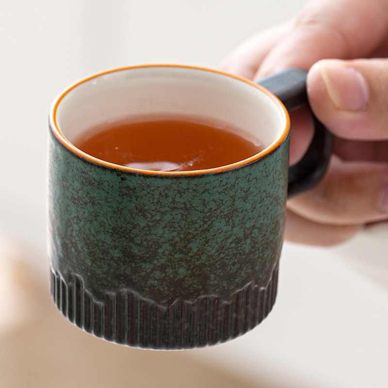 Thương mại điện tử xuyên biên giới Cốc cà phê gốm sứ nhỏ Lò biến đổi Retro có tay cầm bằng gỗ Cốc trà nếm trà Cốc khách Cốc đơn 50ml