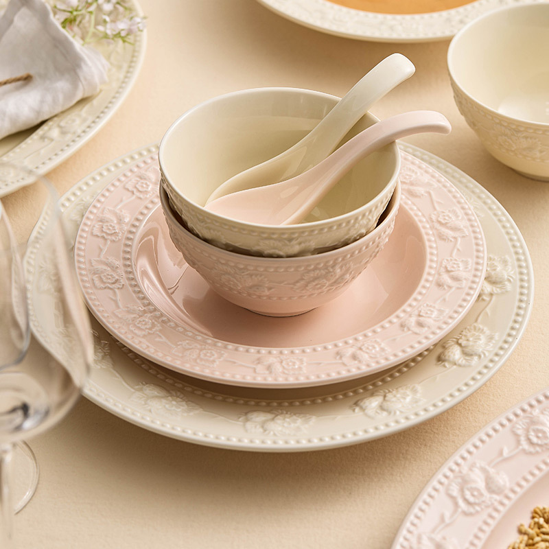 Bộ bát chạm nổi Bộ bát đĩa tráng men màu Bộ bát đĩa gốm sứ sáng tạo giá trị cao