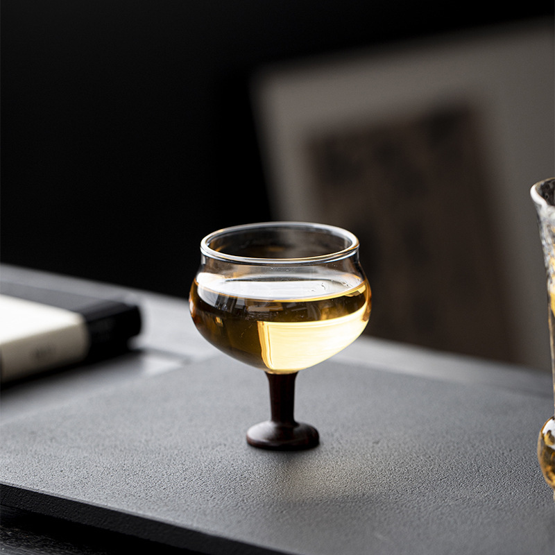 Cốc trà chân cao thủy tinh chịu nhiệt cốc gia chủ thủ công cốc đãi khách bộ trà kungfu cao cấp cốc đơn