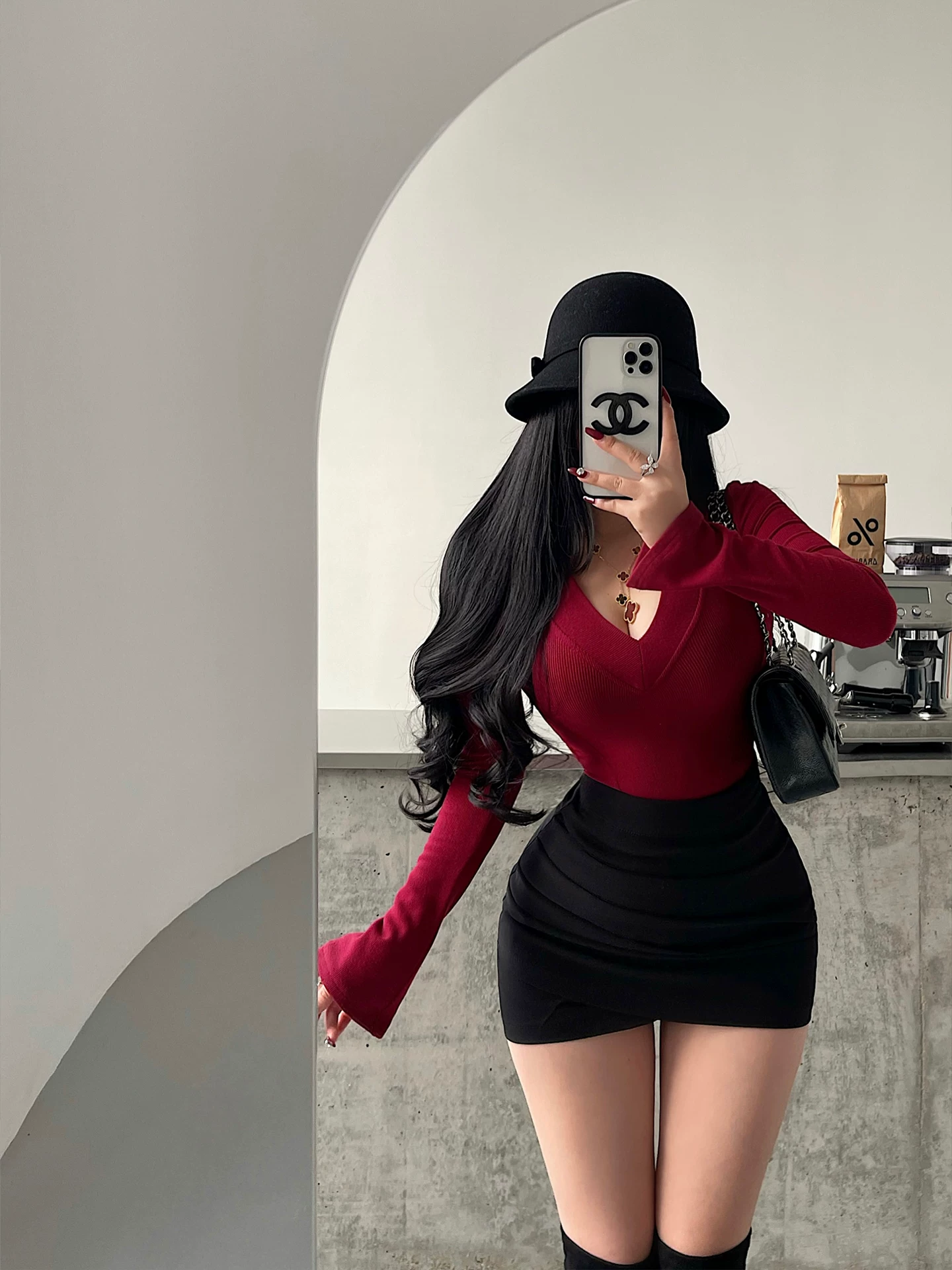 YoungGirlDay khao khát thuần khiết gợi cảm cổ chữ V sâu ôm sát eo thon gọn tay dài loe áo sơ mi cơ bản Áo thun