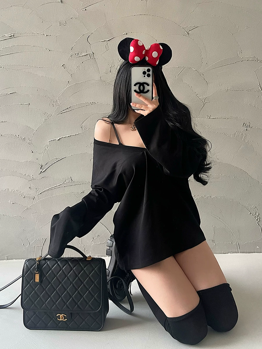 YoungGirlDay Áo nỉ dáng rộng cổ chữ V cỡ lớn thời trang kiểu Mỹ có đệm ngực và bộ quần short cạp cao