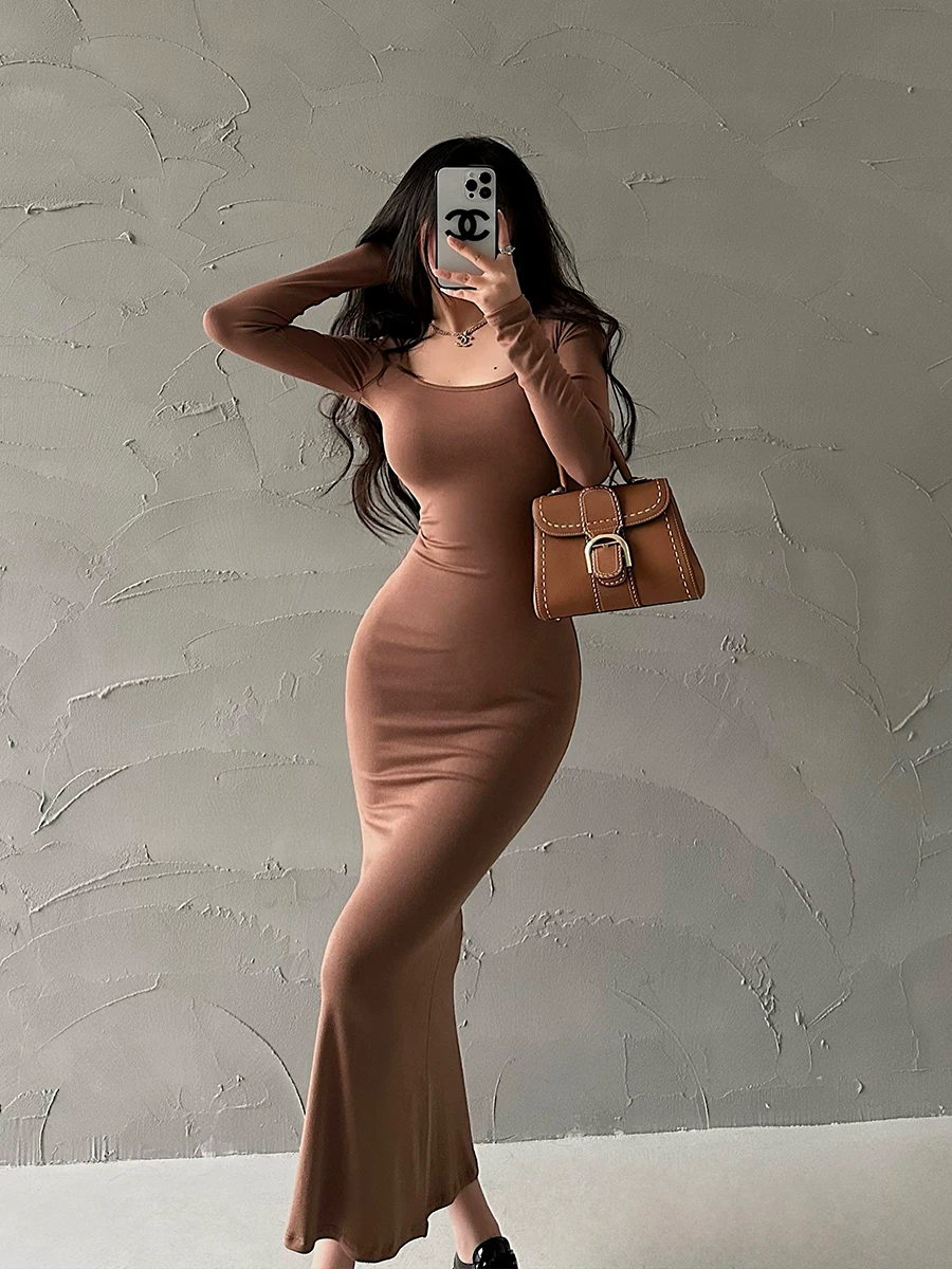 YoungGirlDay phong cách thuần khiết gợi cảm cổ chữ U ôm sát dáng dài tay dài váy đuôi cá váy dài