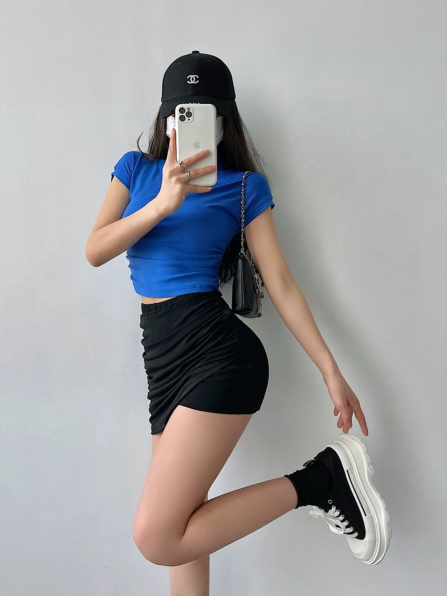 YoungGirlDay váy xếp ly không đều cạp cao gợi cảm với quần short an toàn, váy ngắn ôm sát co giãn.