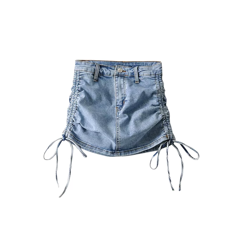 YoungGirlDay váy ngắn denim ôm sát eo cao gợi cảm, có dây buộc bên hông, chống lộ hàng.