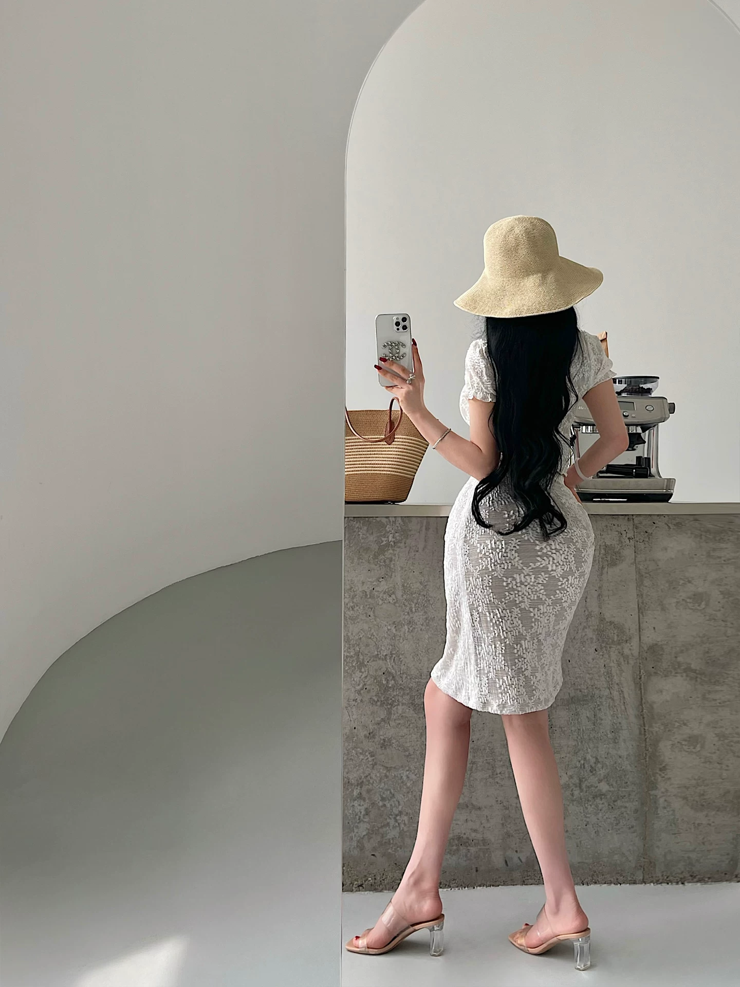 YoungGirlDay phong cách thuần khiết gợi cảm ren cổ chữ V xù lông tay ngắn áo thun ngắn tay váy bodycon cạp cao