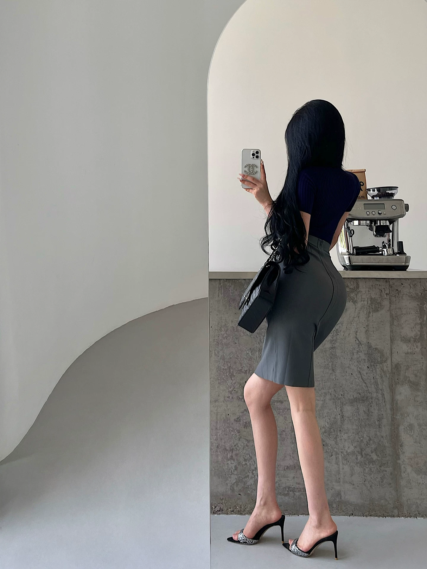 YoungGirlDay Phong cách Hàn Quốc thuần khiết gợi cảm OL váy ôm eo co giãn dài vừa phải kiểu dáng thuần khiết gợi cảm