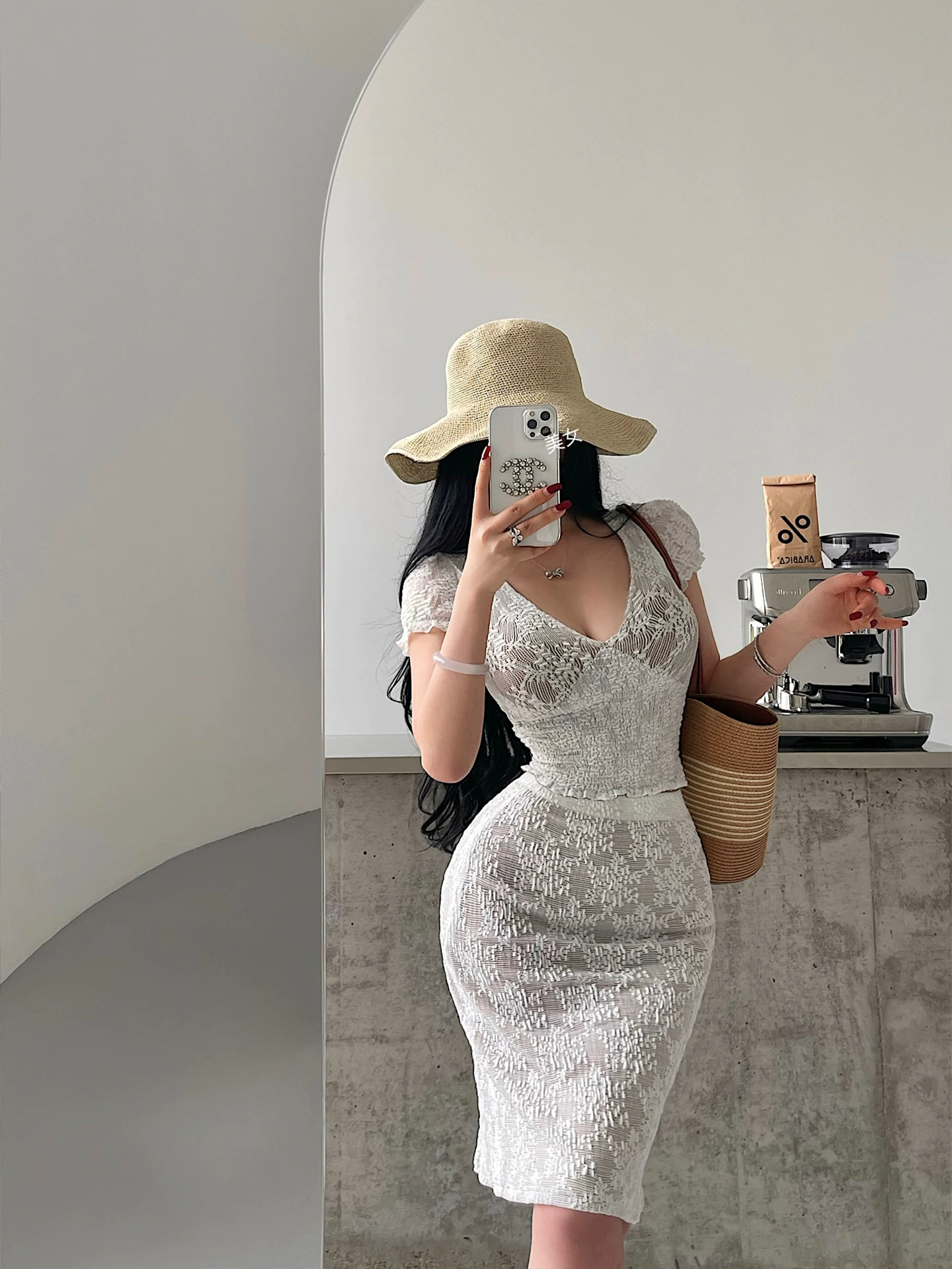YoungGirlDay phong cách thuần khiết gợi cảm ren cổ chữ V xù lông tay ngắn áo thun ngắn tay váy bodycon cạp cao