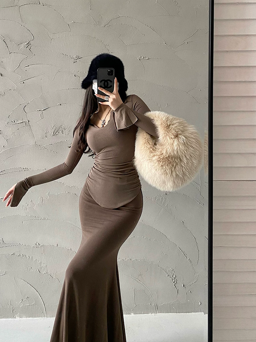 YoungGirlDay khao khát thuần khiết gợi cảm cổ chữ V ôm sát viền cong áo sơ mi dài tay áo thun dài tay