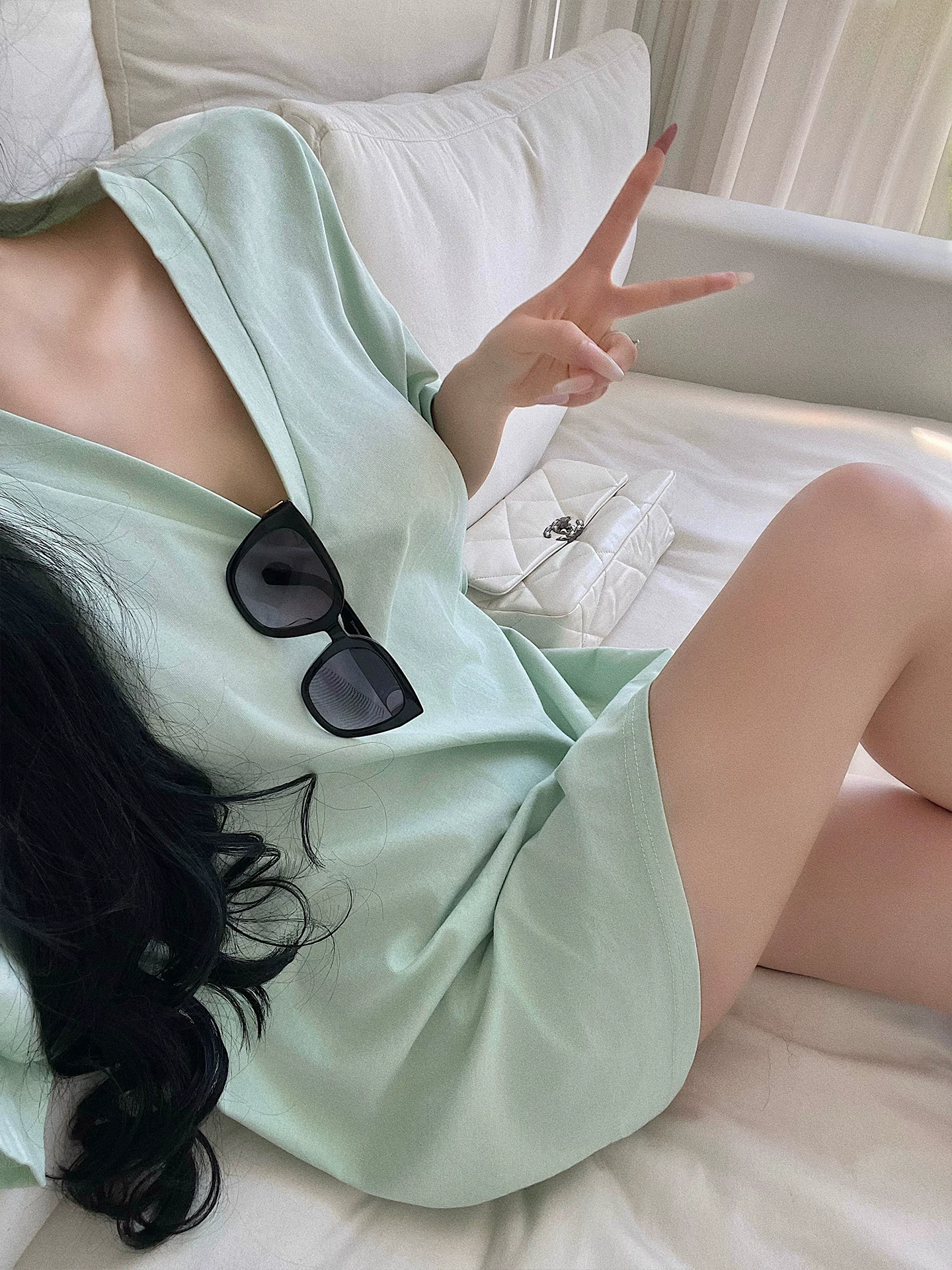 YoungGirlDay Pure Desire phong cách lười biếng cơ bản cổ chữ V dáng rộng giảm béo tay ngắn chất liệu cotton nguyên chất Áo thun thường ngày dành cho nữ
