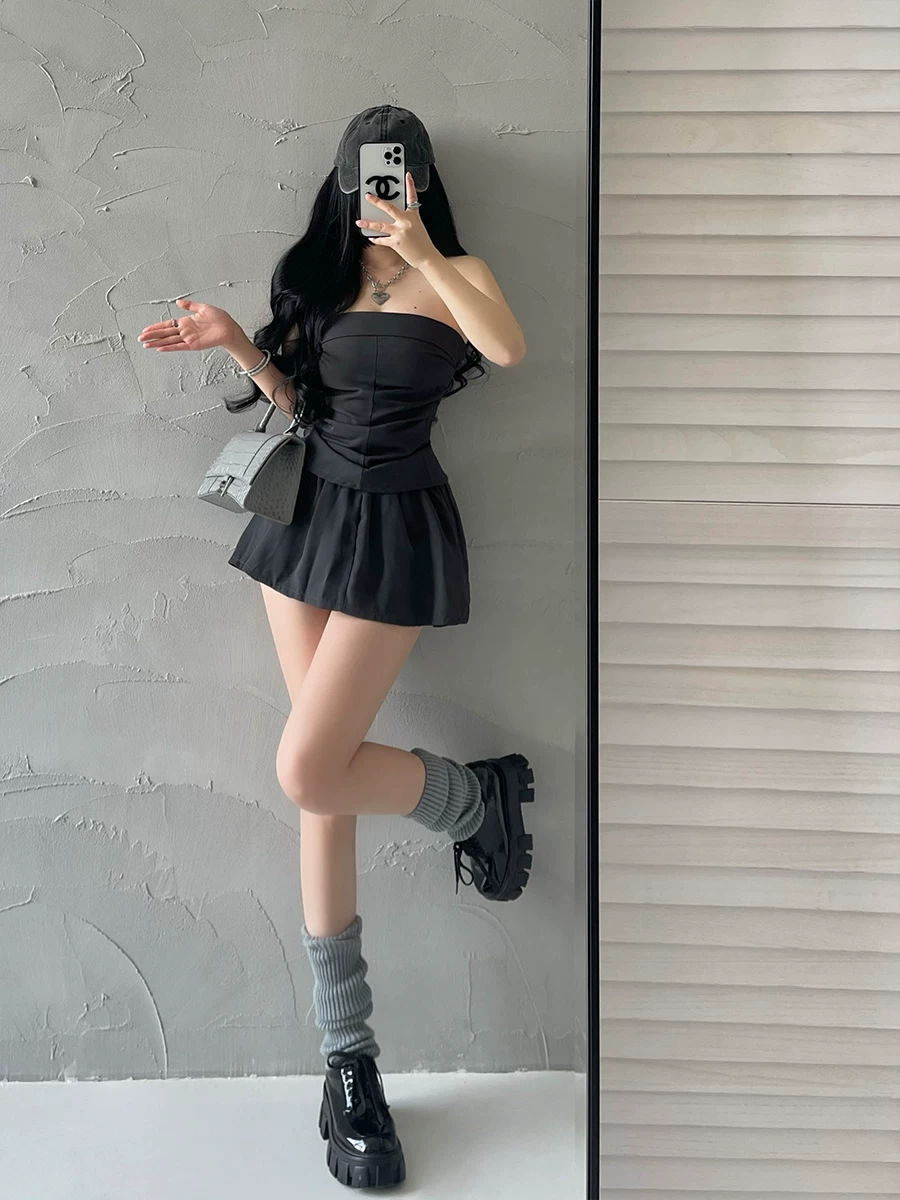 YoungGirlDay phong cách thuần khiết gợi cảm, áo ống bó sát, xếp ly, cạp cao, chống lộ hàng, bộ váy ngắn chữ A