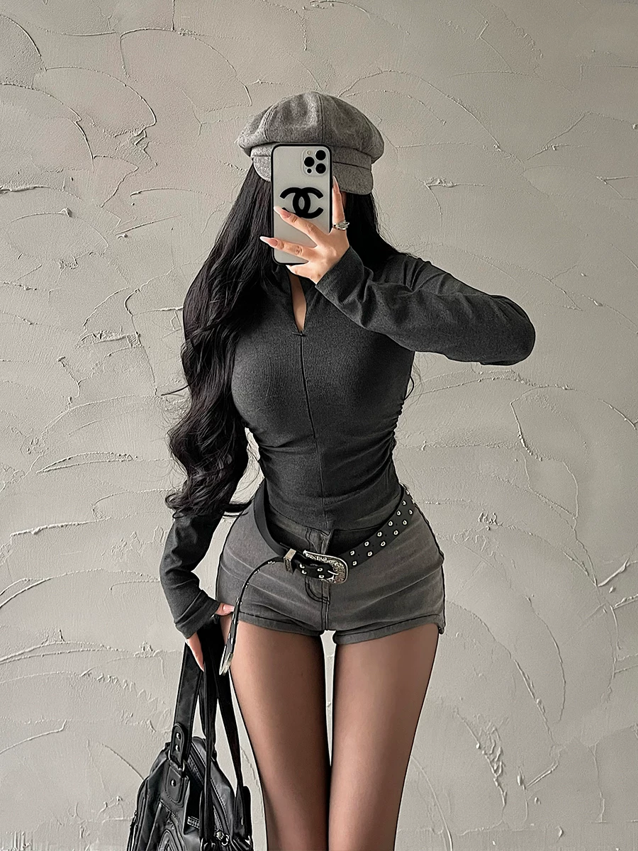 YoungGirlDay Pure Desire Hot Girl Cổ đứng có dây kéo Slim Fit Ruched Eo dài tay áo thun cơ bản.
