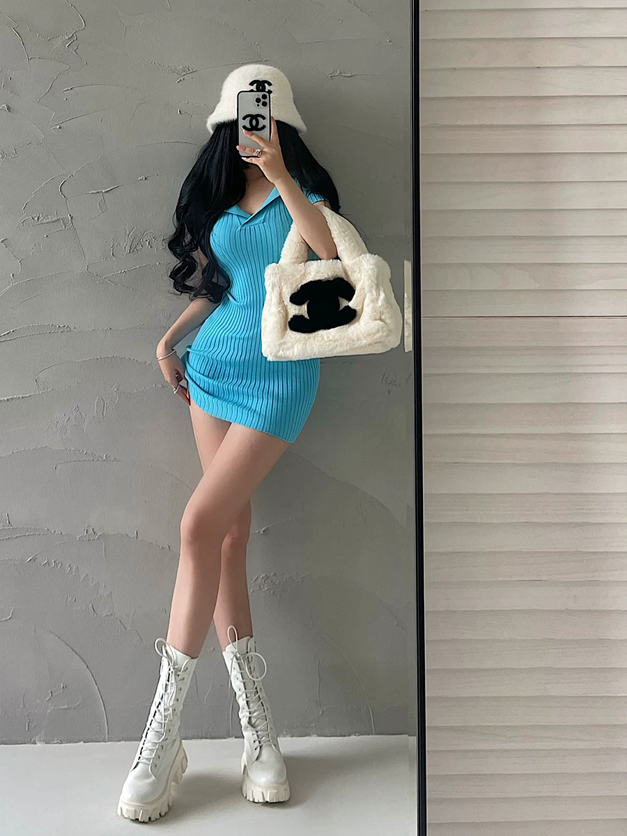YoungGirlDay phong cách thuần khiết gợi cảm, váy dệt kim tay ngắn ôm sát eo, váy mini ôm sát cơ thể