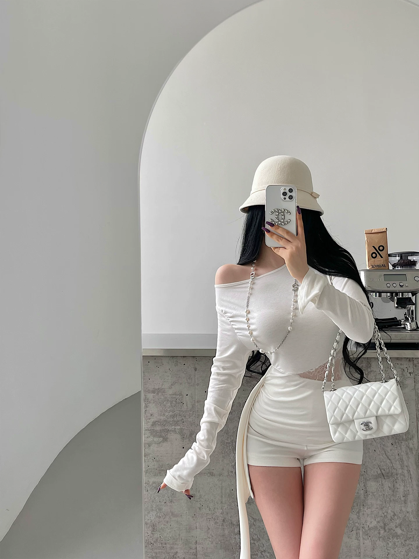 YoungGirlDay Pure Desire Gợi cảm Một vai xếp nếp thắt eo phối ren chắp vá khoét rỗng áo thun dài tay hàng đầu