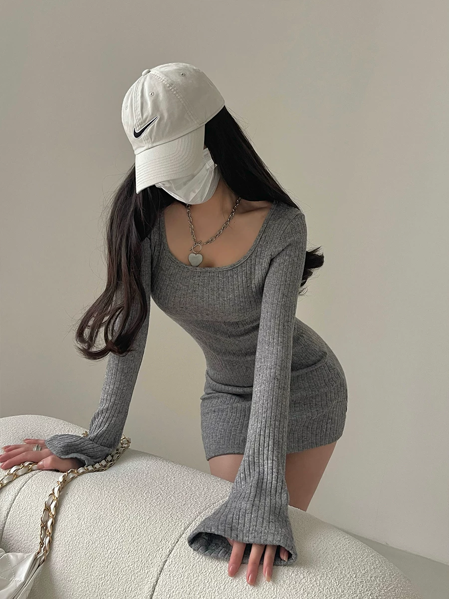 YoungGirlDay phong cách thuần khiết gợi cảm cổ vuông ôm sát tay dài đầm dệt kim bodycon váy ngắn