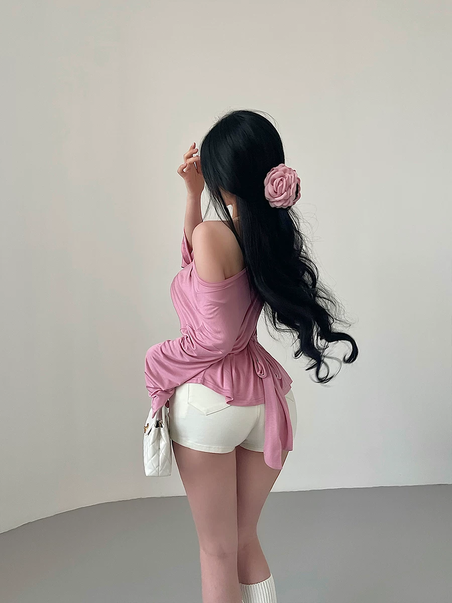 YoungGirlDay Pure Desire Phong cách lười biếng gợi cảm lệch vai dáng rộng giảm béo thắt eo tay áo loe Áo thun hàng đầu