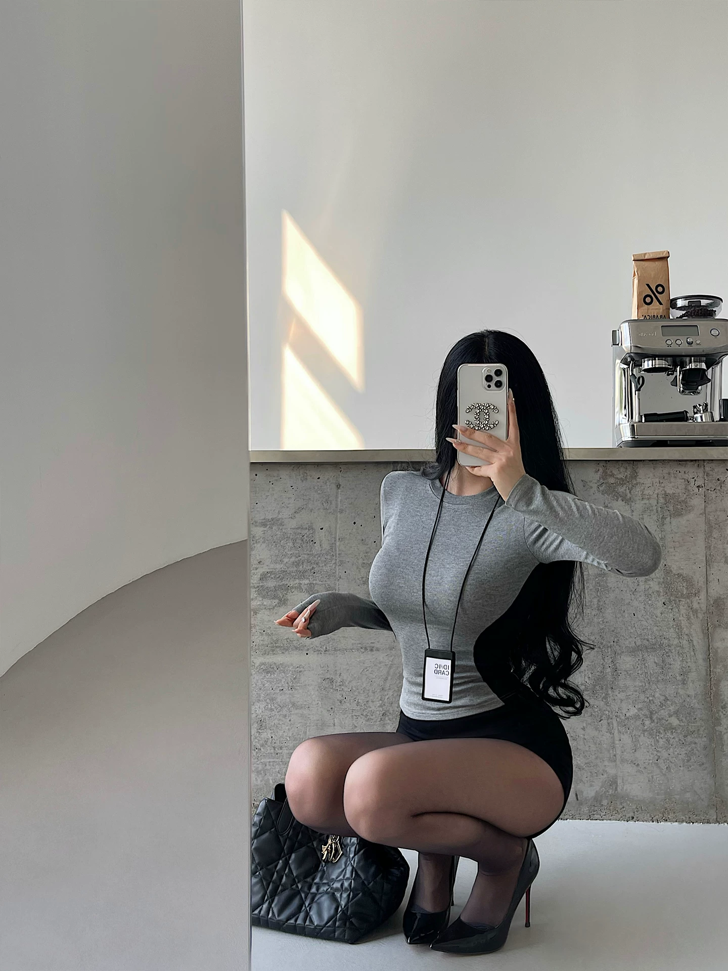 YoungGirlDay Áo thun nữ tay dài cổ tròn phối màu kiểu Mỹ kiểu Mỹ eo thon eo thon kiểu Mỹ