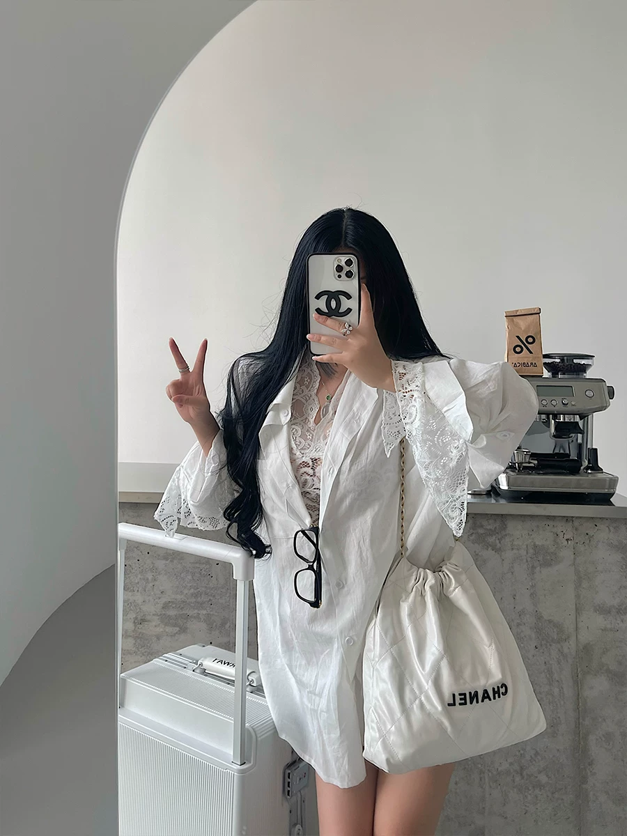 YoungGirlDay áo vest ren thuần khiết gợi cảm, tay áo đơn, phối vải chắp vá, bộ áo sơ mi và quần short giả hai mảnh