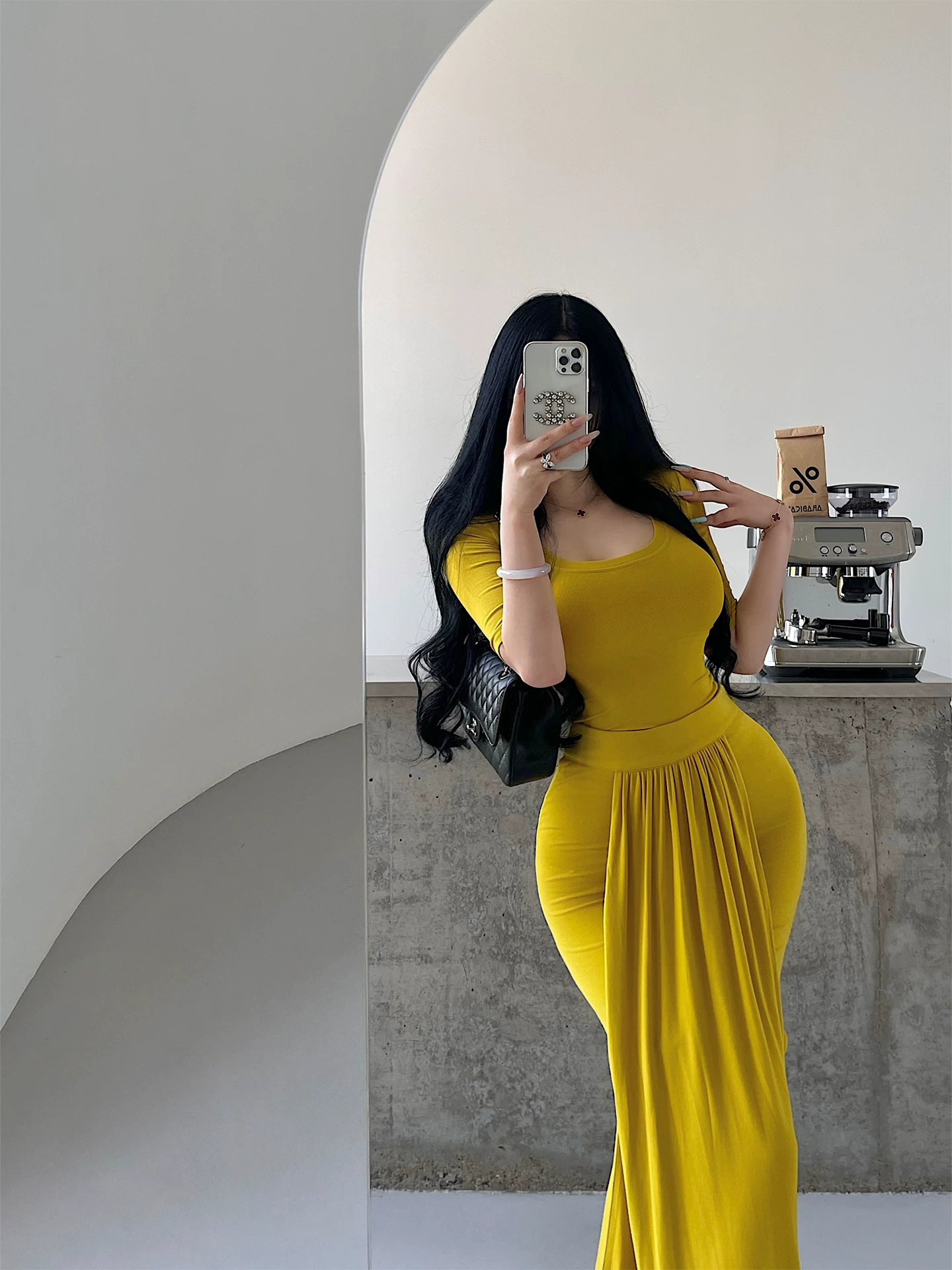 YoungGirlDay Pure Desire Style Áo thun tay lỡ gợi cảm Top Bộ váy đuôi cá xếp nếp cạp cao Bodycon.
