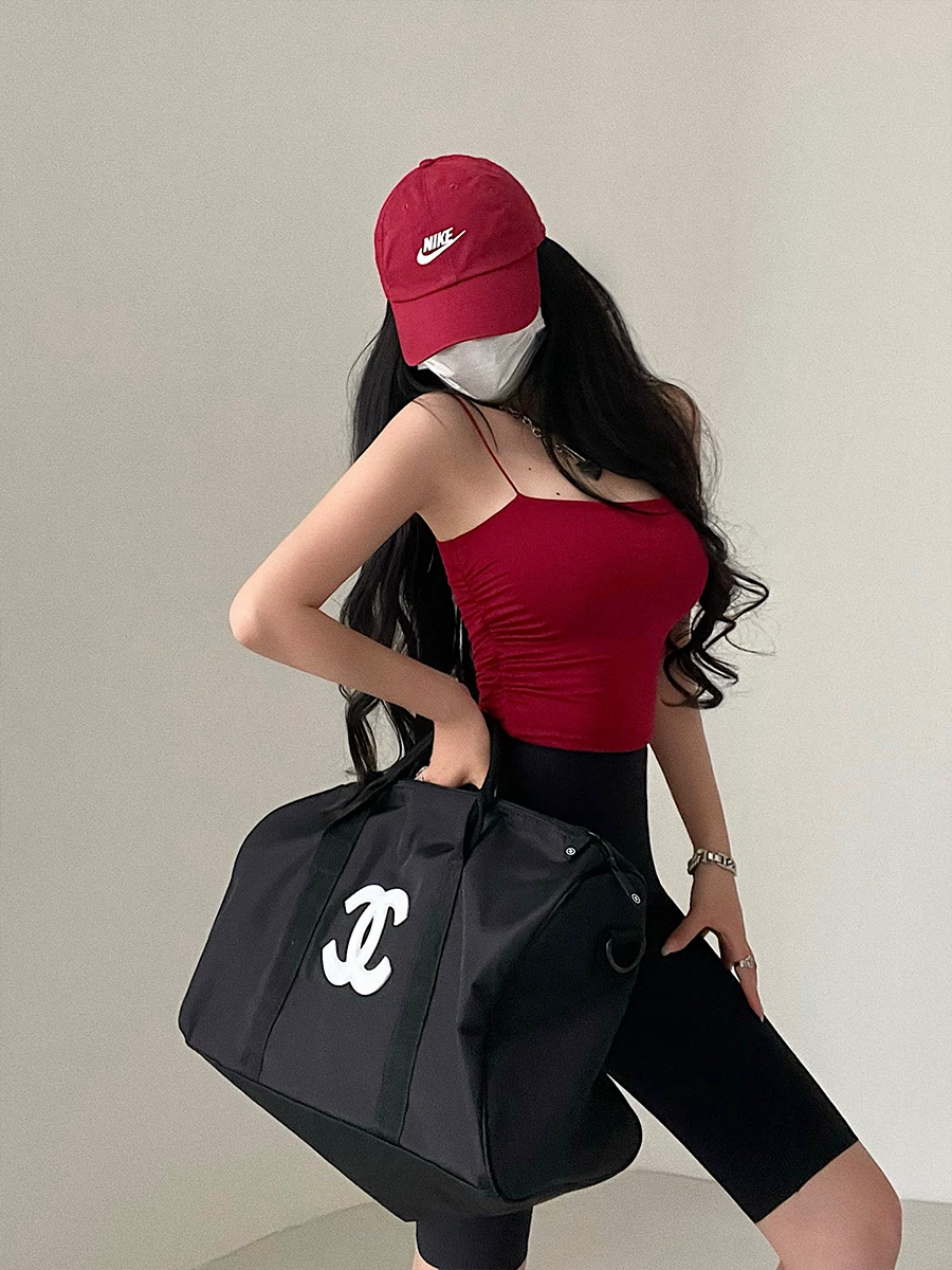 YoungGirlDay phong cách hot girl gợi cảm ôm sát vai mỏng có dây đeo vai xếp ly ngắn crop top áo ống ngắn
