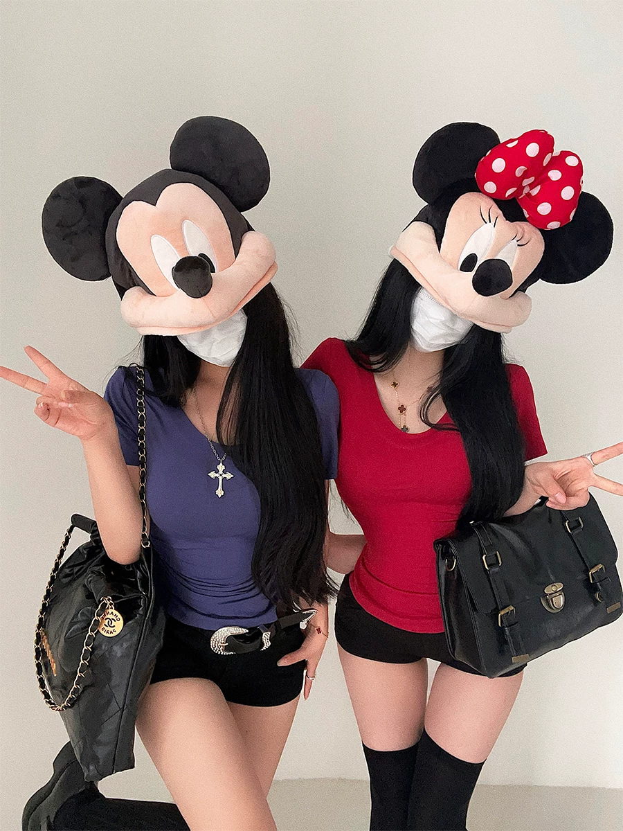 Áo thun ngắn tay đa năng YoungGirlDay Kardashian cổ chữ V cơ bản, ôm sát, màu trơn, co giãn dành cho nữ.