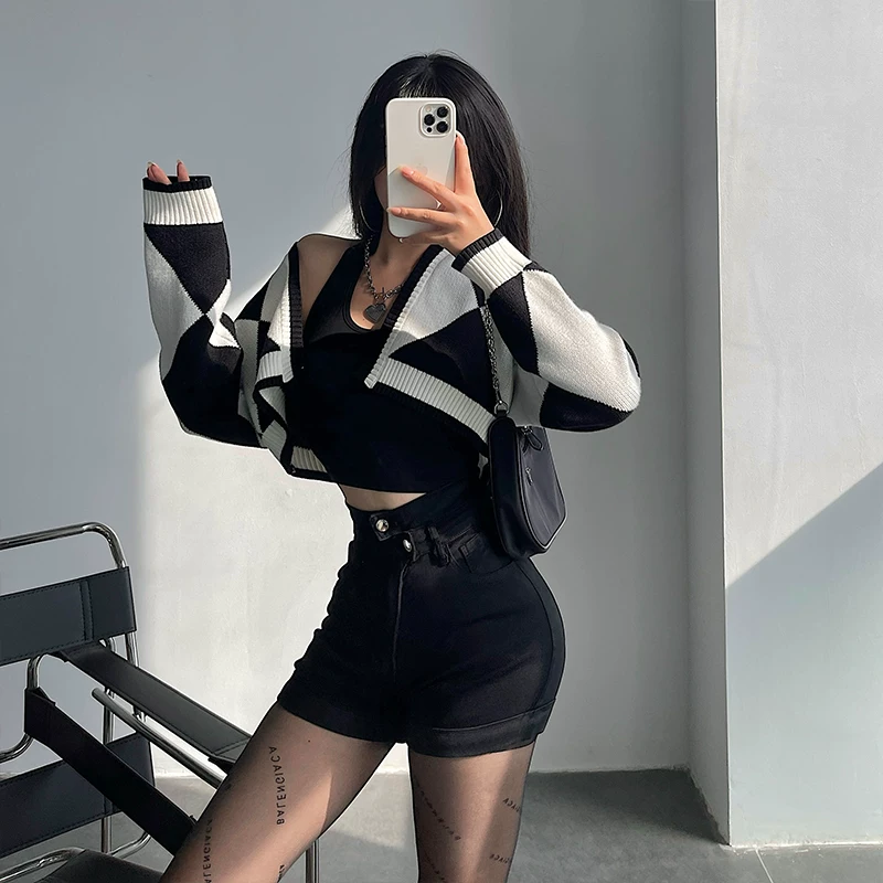 YoungGirlDay Áo khoác len dệt kim dáng rộng, dài tay, họa tiết kẻ sọc hình kim cương theo phong cách retro của Mỹ