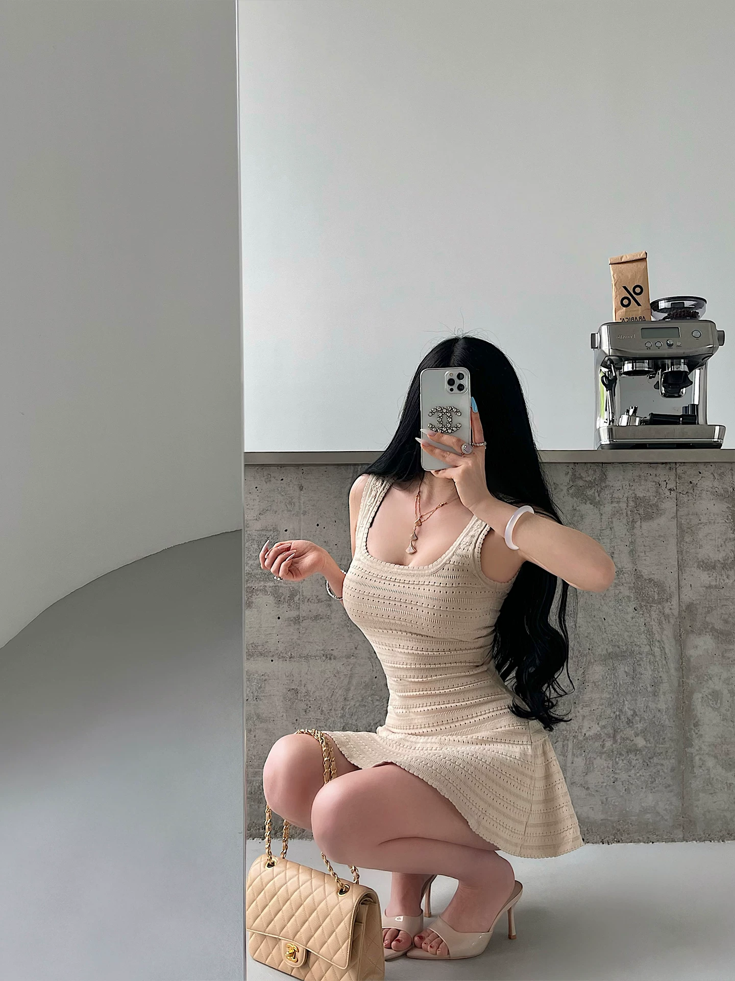 YoungGirlDay Pure Desire Phong cách nhẹ nhàng Gợi cảm Slim Fit eo thon gọn Váy dệt kim chữ A Váy ngắn.